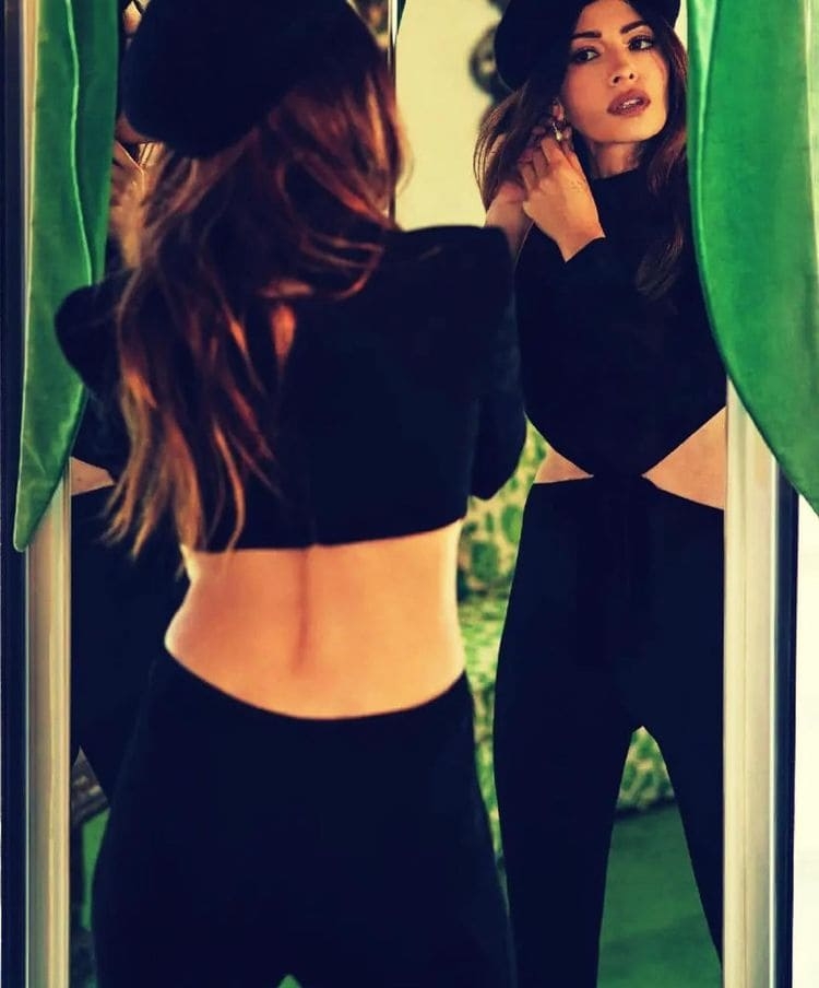 Sarah Shahi Biography, Wiki, Husband, Height & Net Worth - Biography on