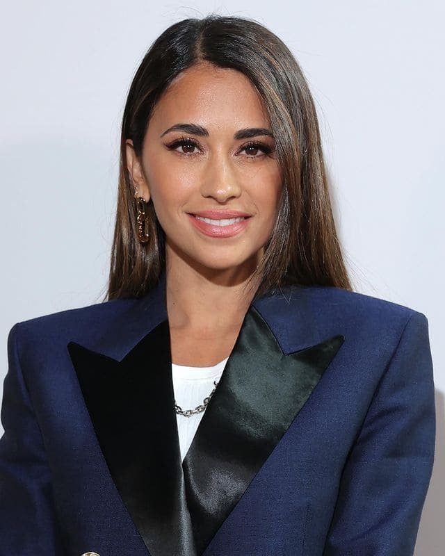 Antonela Roccuzzo Her Charity Work Giving Back To The Community - hgdcvi0