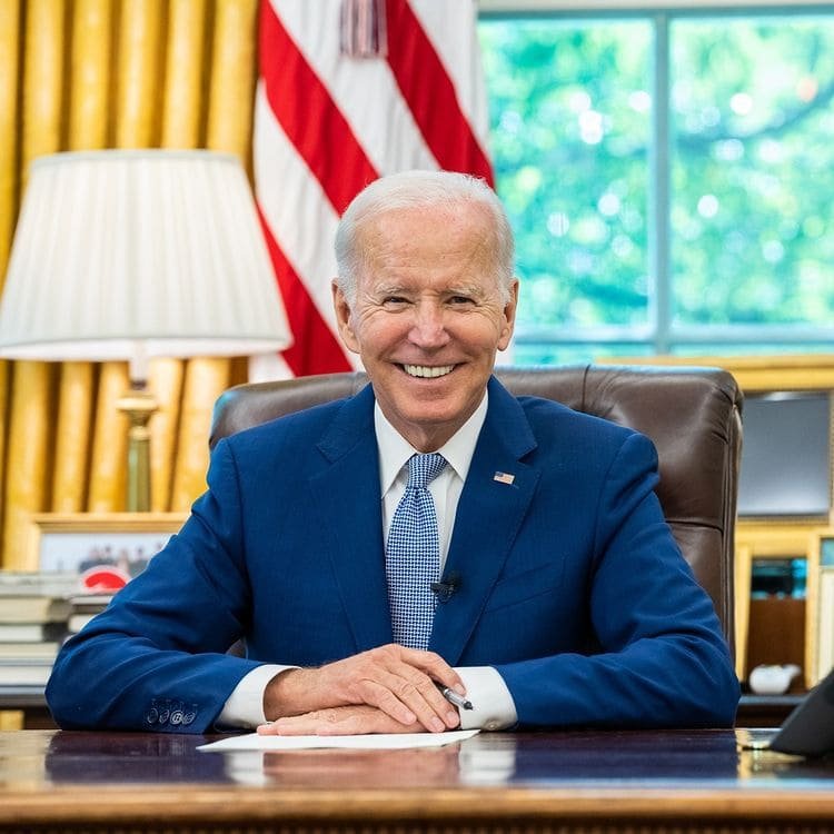 Joe Biden Bio, Wiki, Height, Wife & Net Worth - Biography On